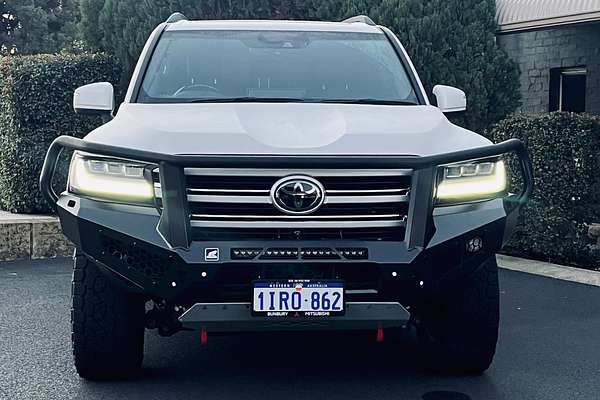 2022 Toyota Landcruiser VX FJA300R
