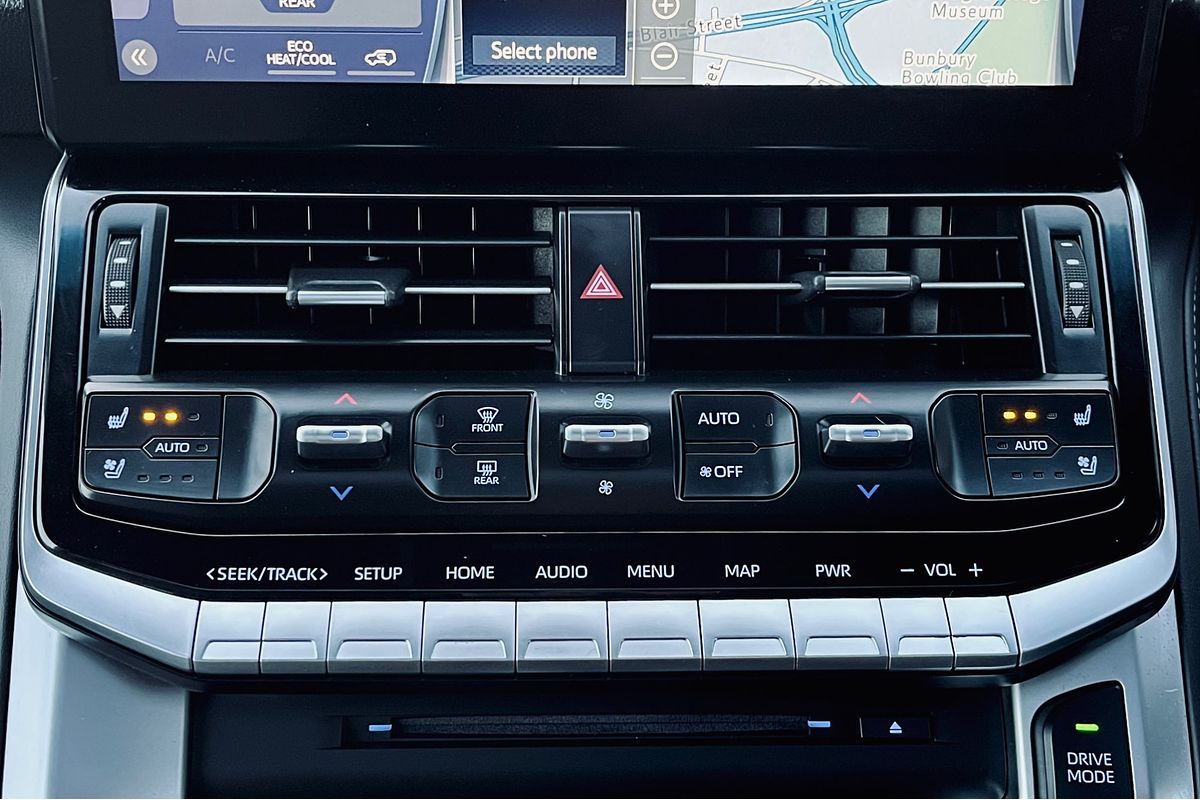 2022 Toyota Landcruiser VX FJA300R
