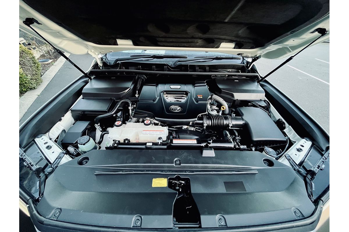 2022 Toyota Landcruiser VX FJA300R