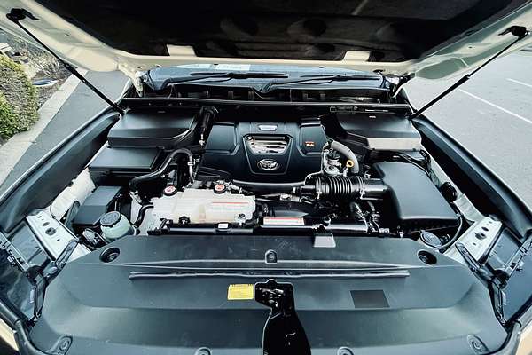 2022 Toyota Landcruiser VX FJA300R