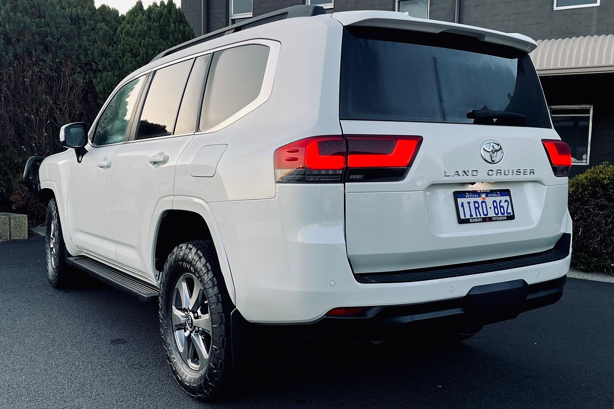 2022 Toyota Landcruiser VX FJA300R