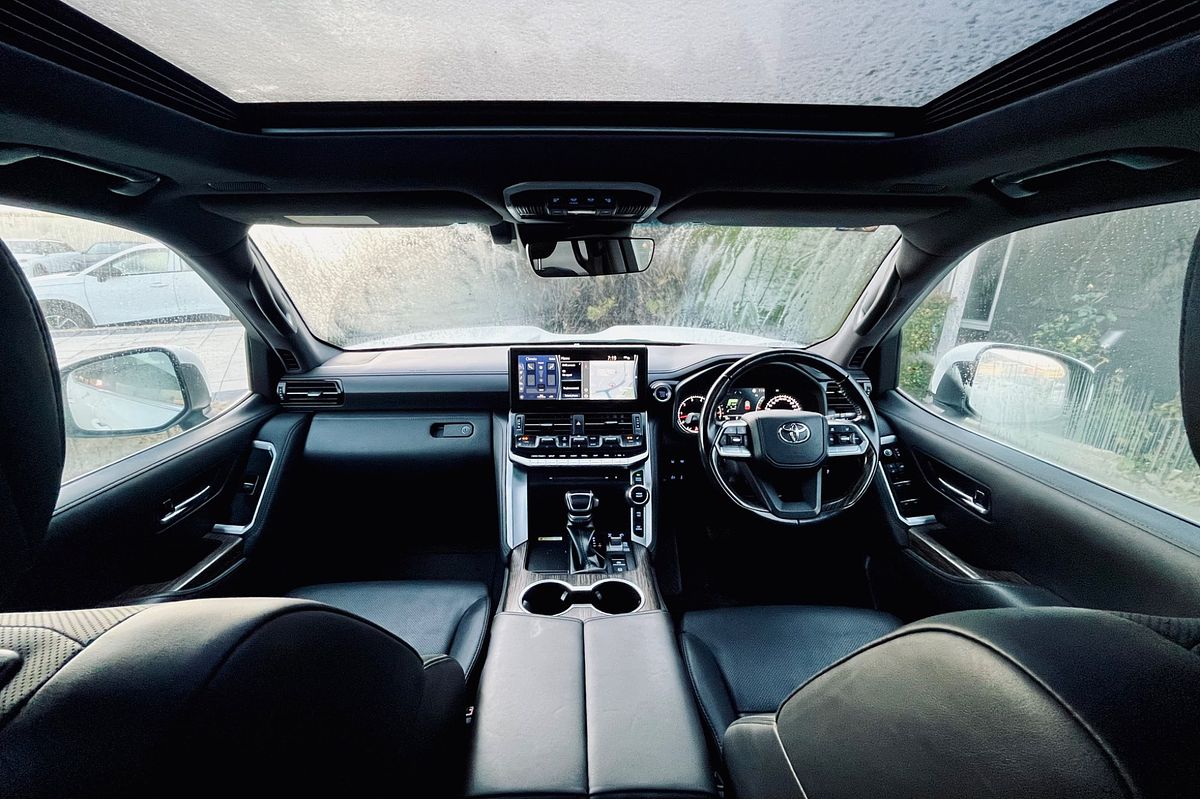 2022 Toyota Landcruiser VX FJA300R