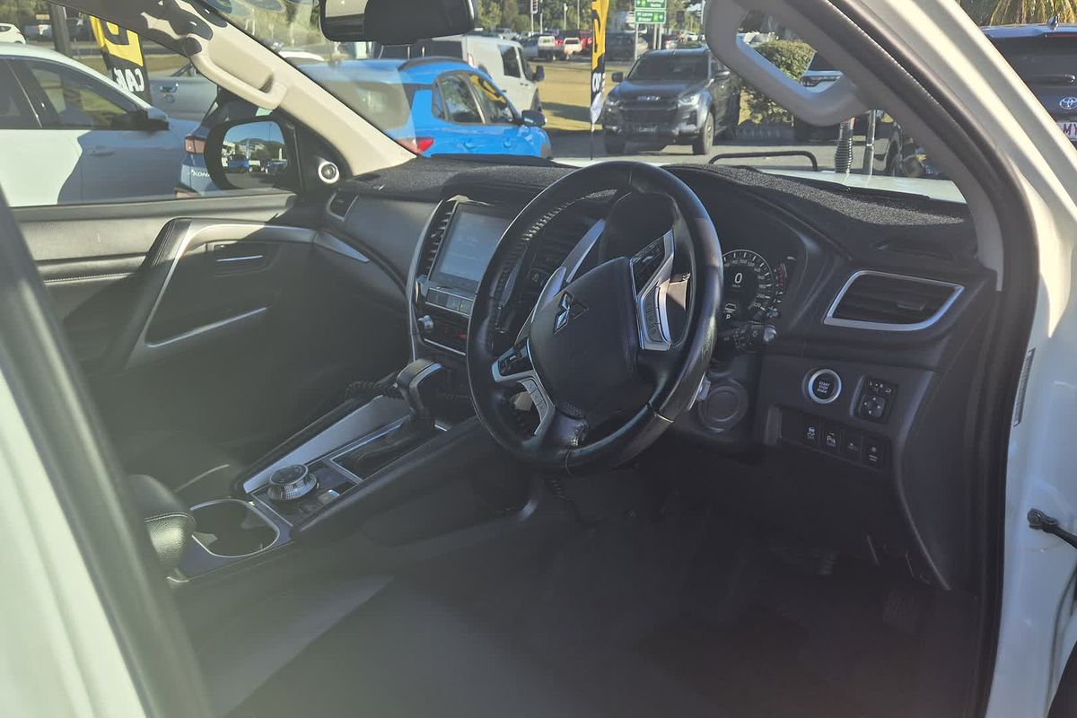 2022 Mitsubishi Pajero Sport Exceed QF