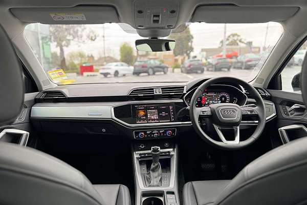 2025 Audi Q3 35 TFSI S line F3