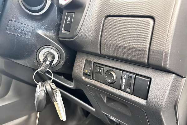 2015 Isuzu D-MAX SX High Ride Rear Wheel Drive