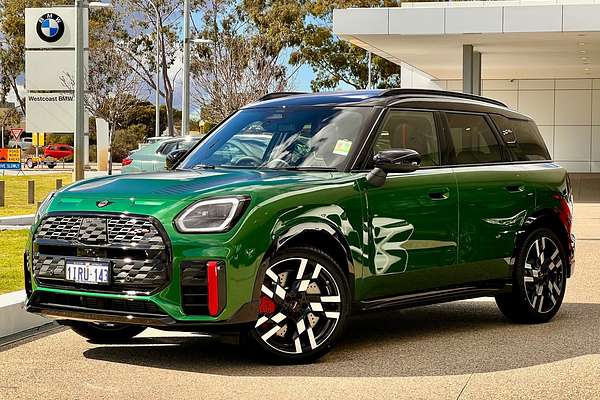 2025 MINI Countryman JCW Favoured U25