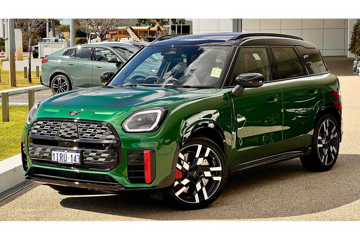 2025 MINI Countryman JCW Favoured U25