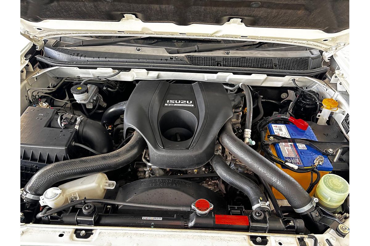 2015 Isuzu D-MAX SX High Ride Rear Wheel Drive