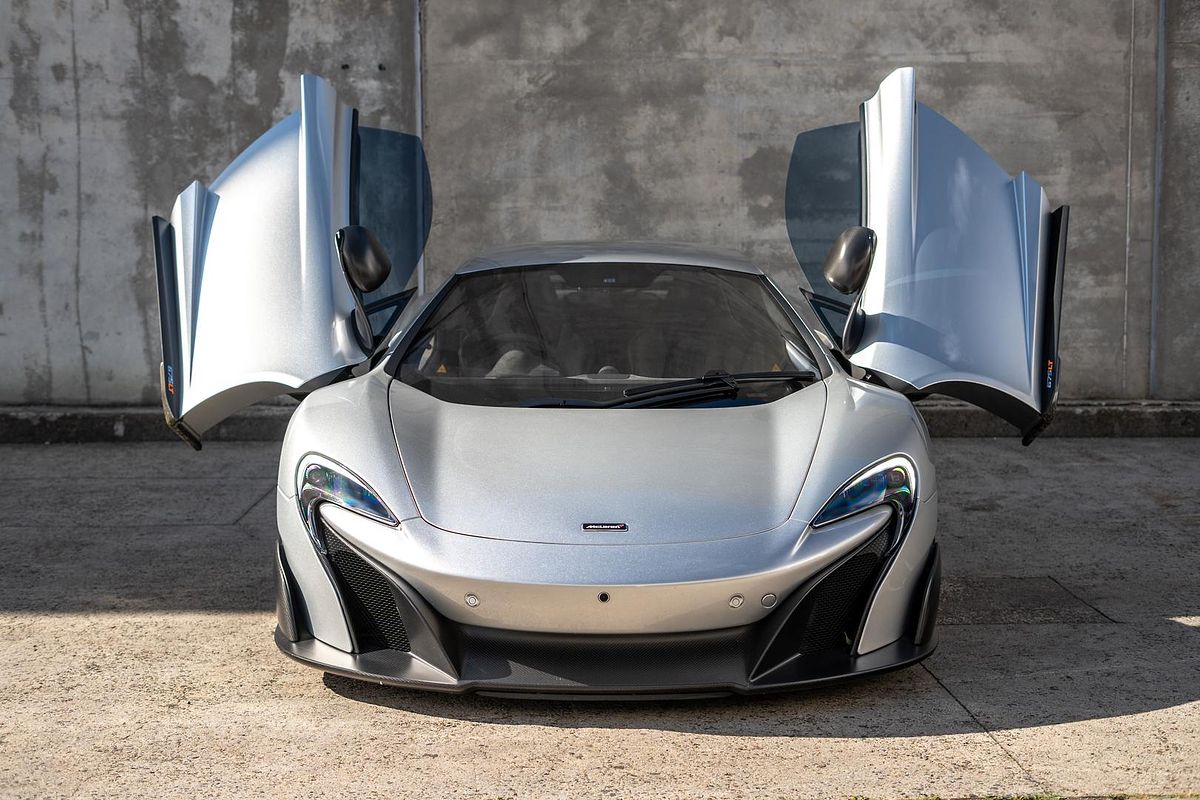 2016 McLaren 675LT