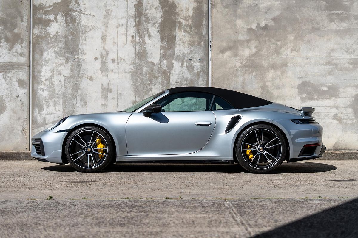 2022 Porsche 911 Turbo S 992