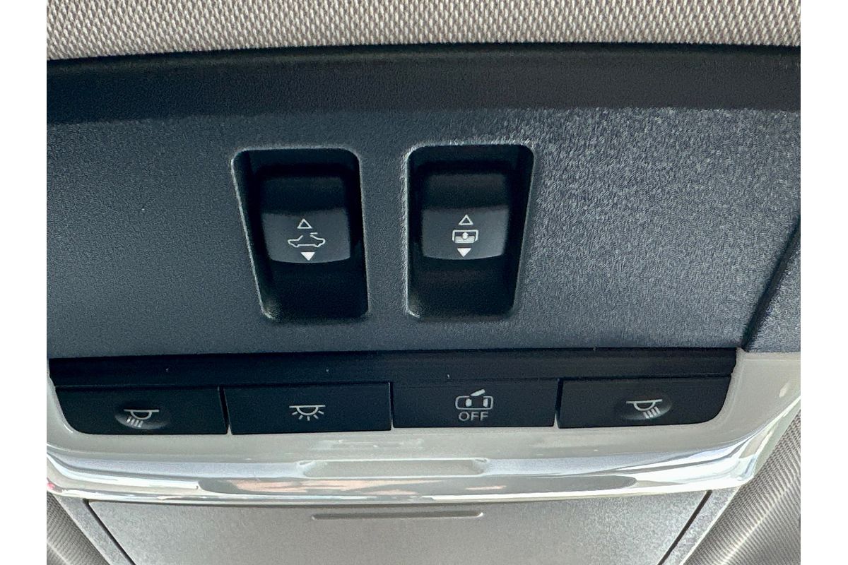 2024 Mitsubishi Outlander Exceed ZM