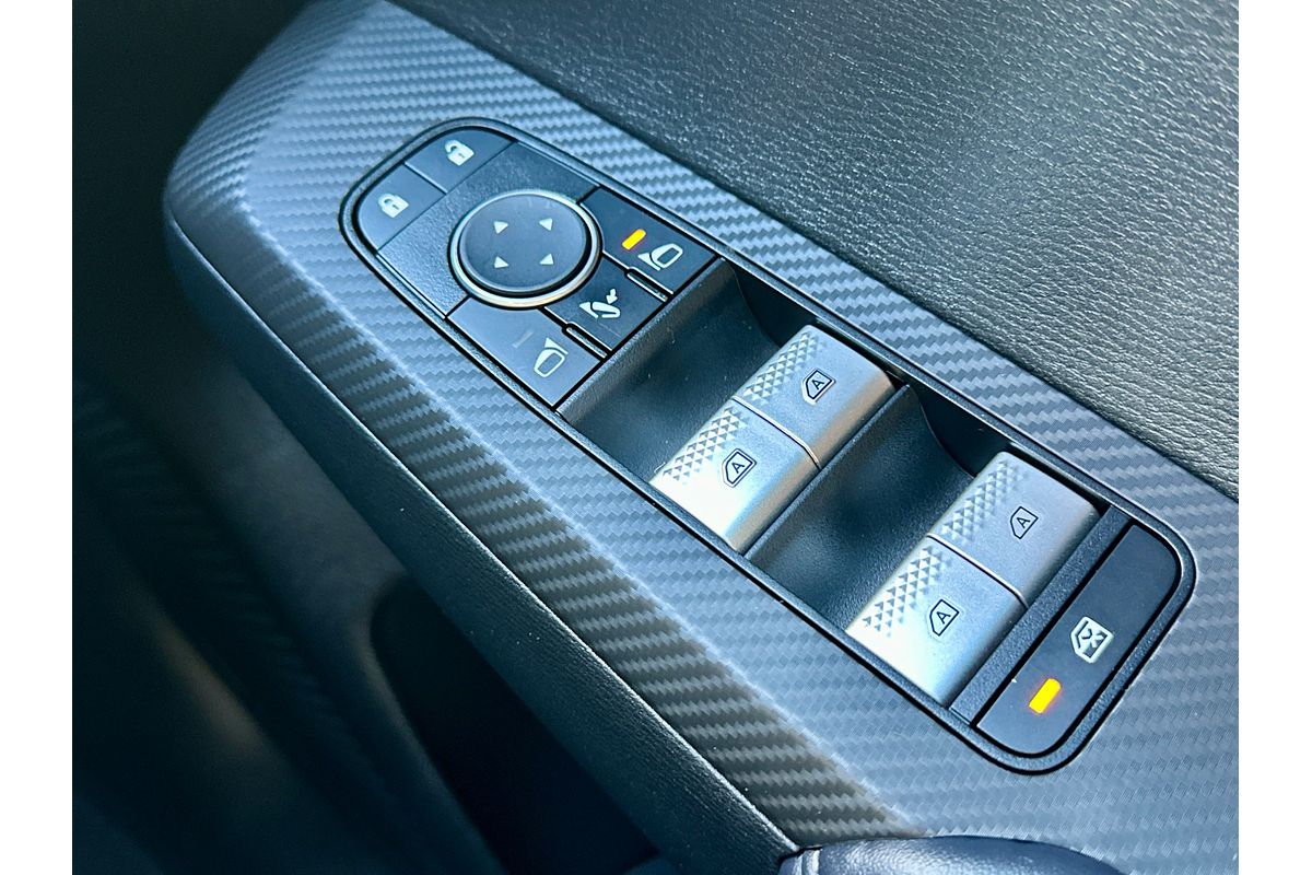 2024 Mitsubishi Outlander Exceed ZM
