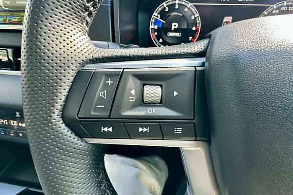 2024 Mitsubishi Outlander Exceed ZM