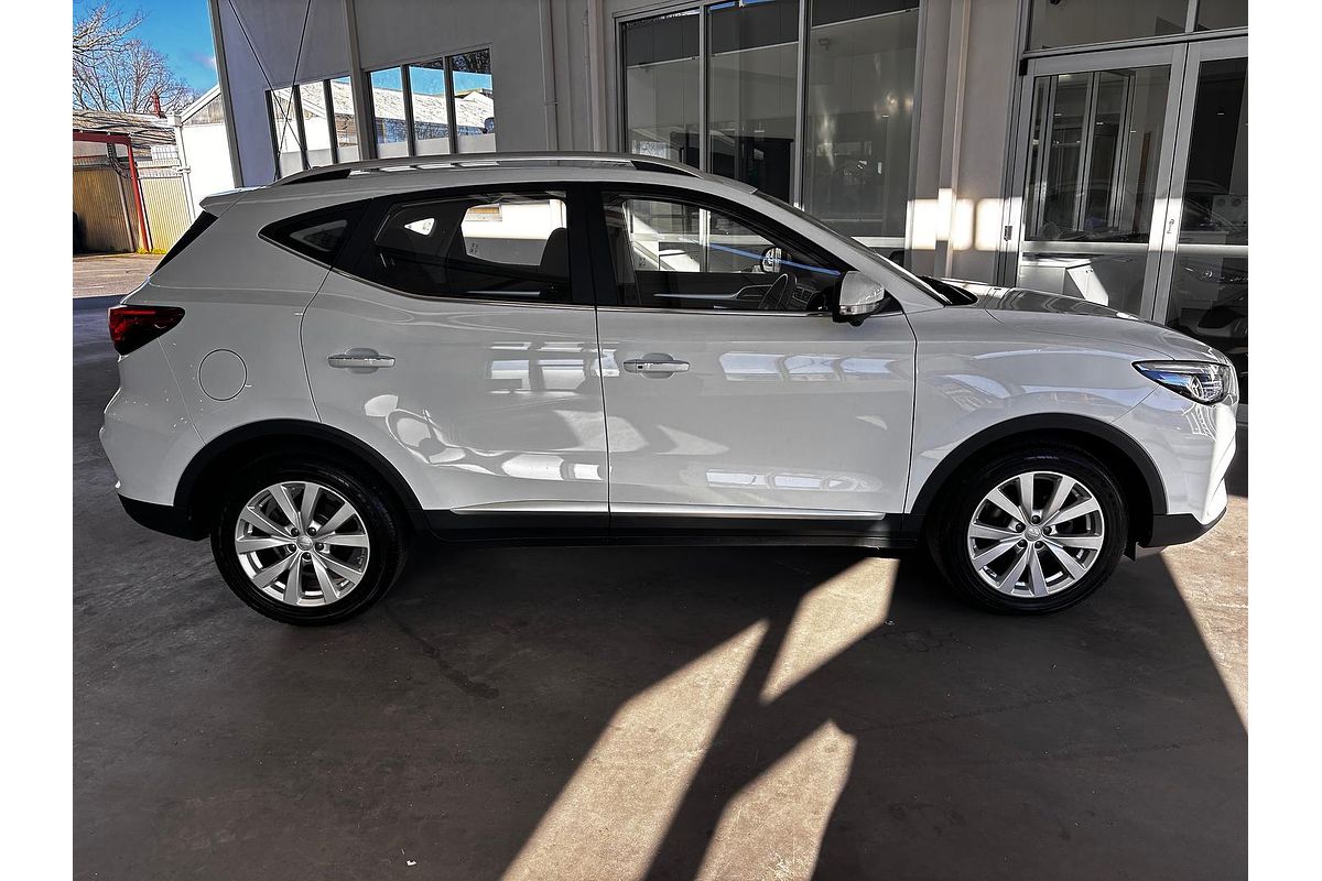 2023 MG ZST Core