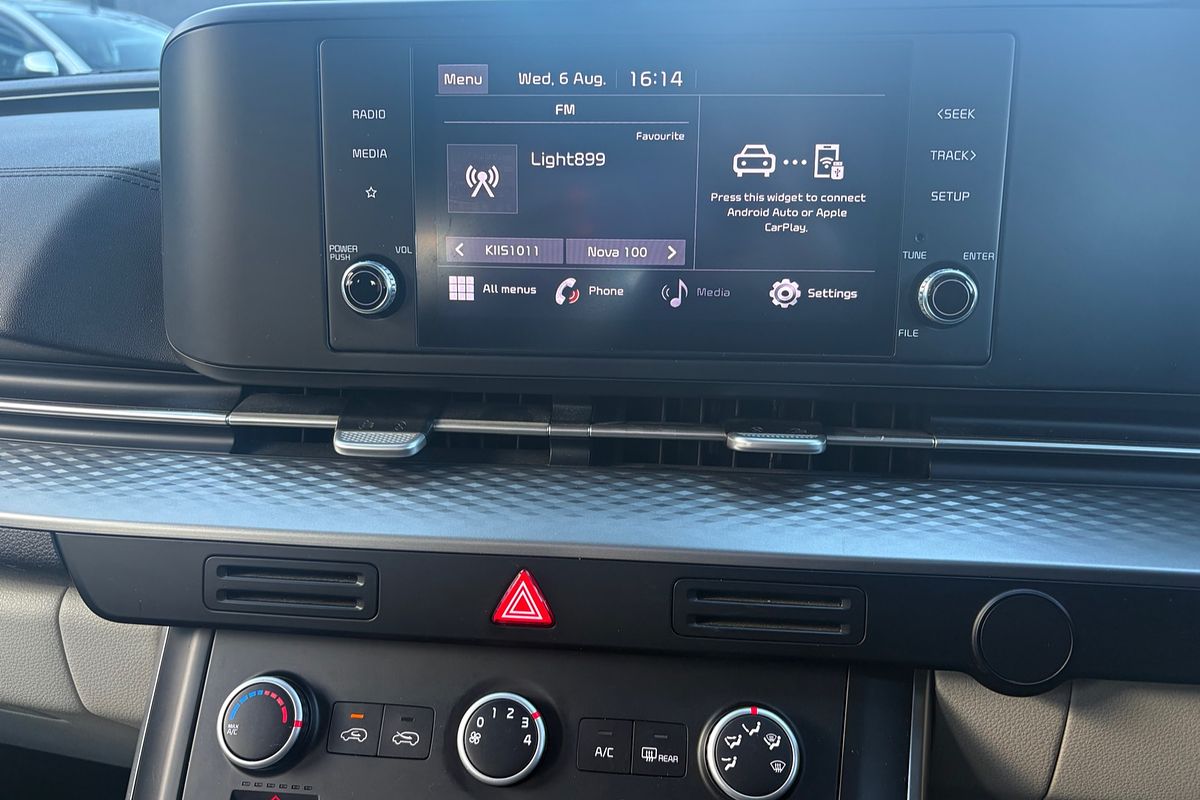 2021 Kia Carnival S KA4