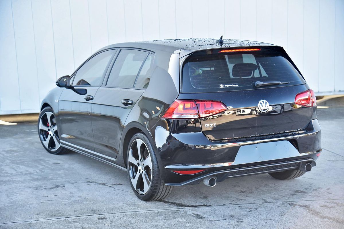 2015 Volkswagen Golf GTI 7