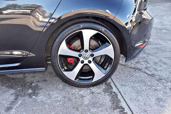 2015 Volkswagen Golf GTI 7