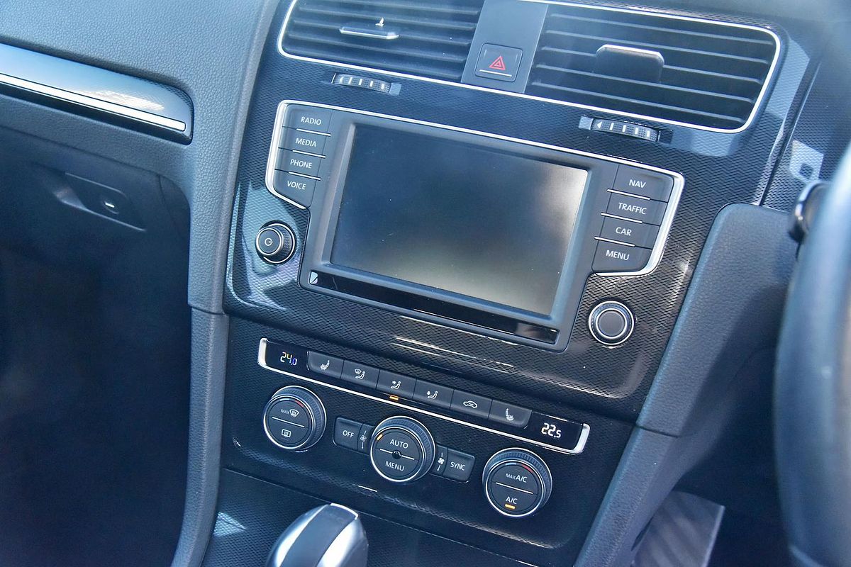 2015 Volkswagen Golf GTI 7