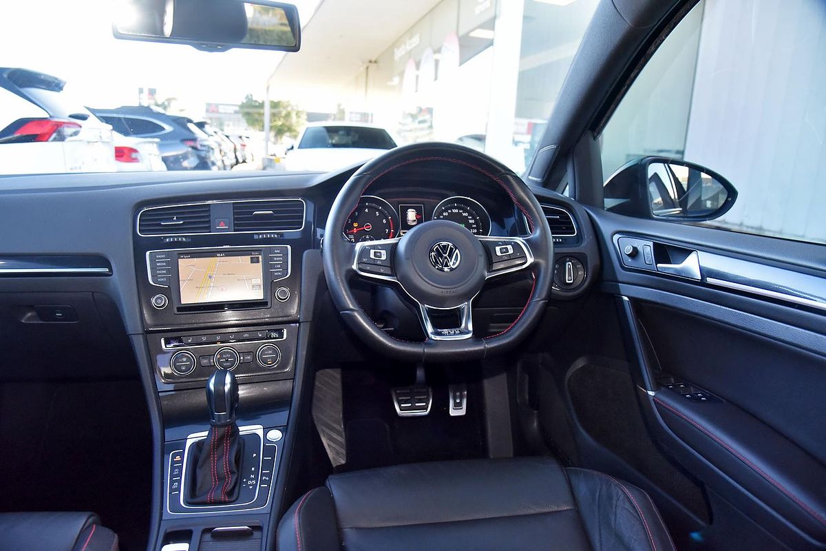 2015 Volkswagen Golf GTI 7