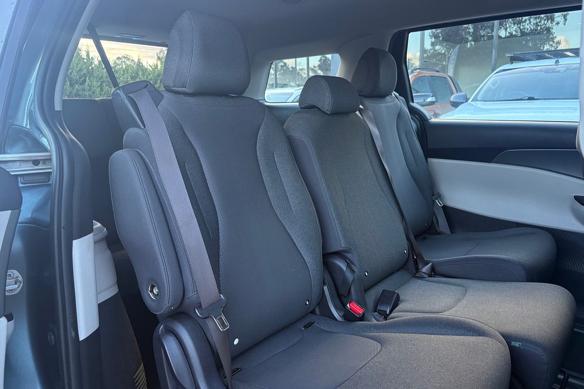 2021 Kia Carnival S KA4