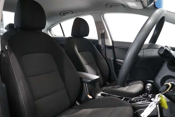 2017 Kia Cerato S YD