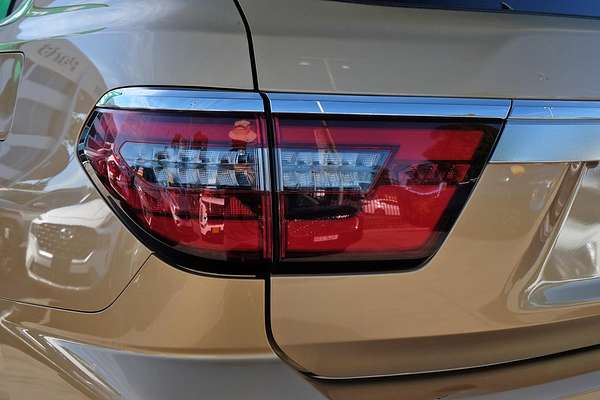 2020 Nissan Patrol Ti Y62 Series 5