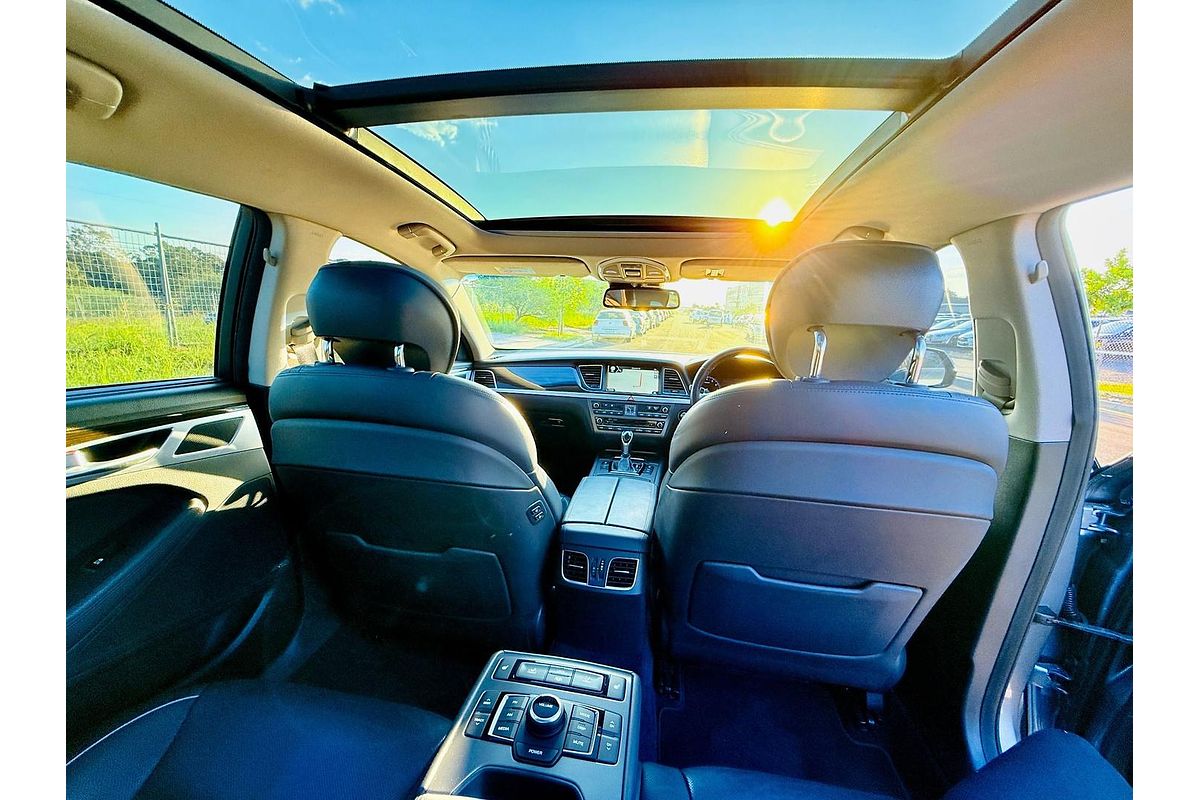 2015 Hyundai Genesis Ultimate Pack DH