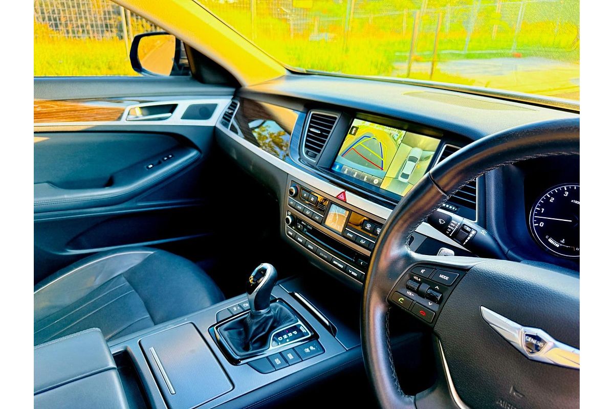 2015 Hyundai Genesis Ultimate Pack DH