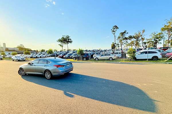 2015 Hyundai Genesis Ultimate Pack DH