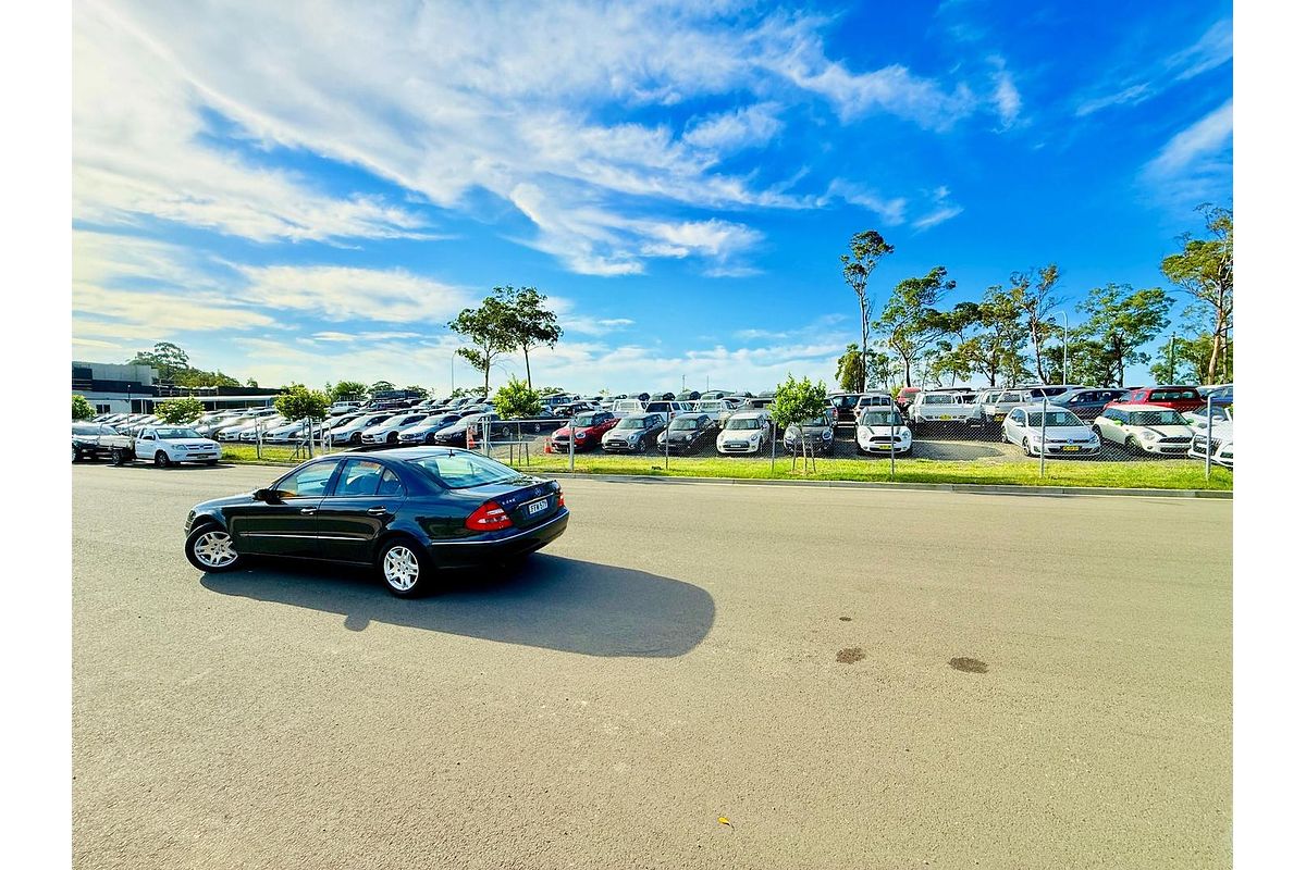 2003 Mercedes-Benz E-Class E240 Avantgarde W211