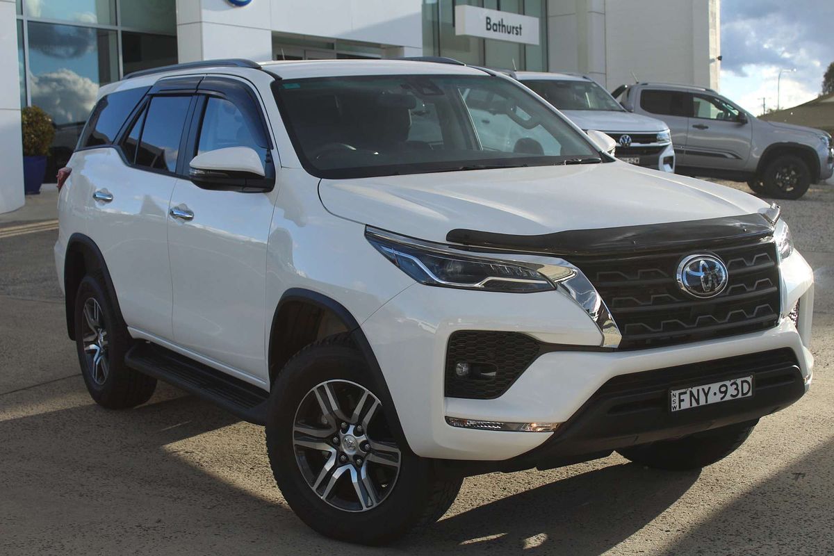 2025 Toyota Fortuner GXL GUN156R