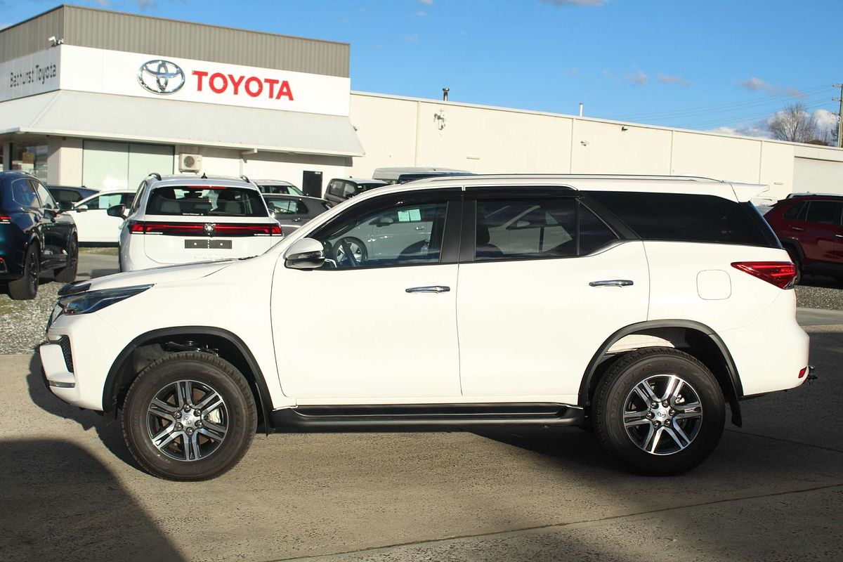 2025 Toyota Fortuner GXL GUN156R