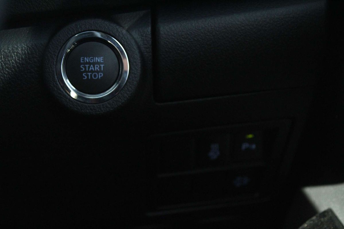 2025 Toyota Fortuner GXL GUN156R