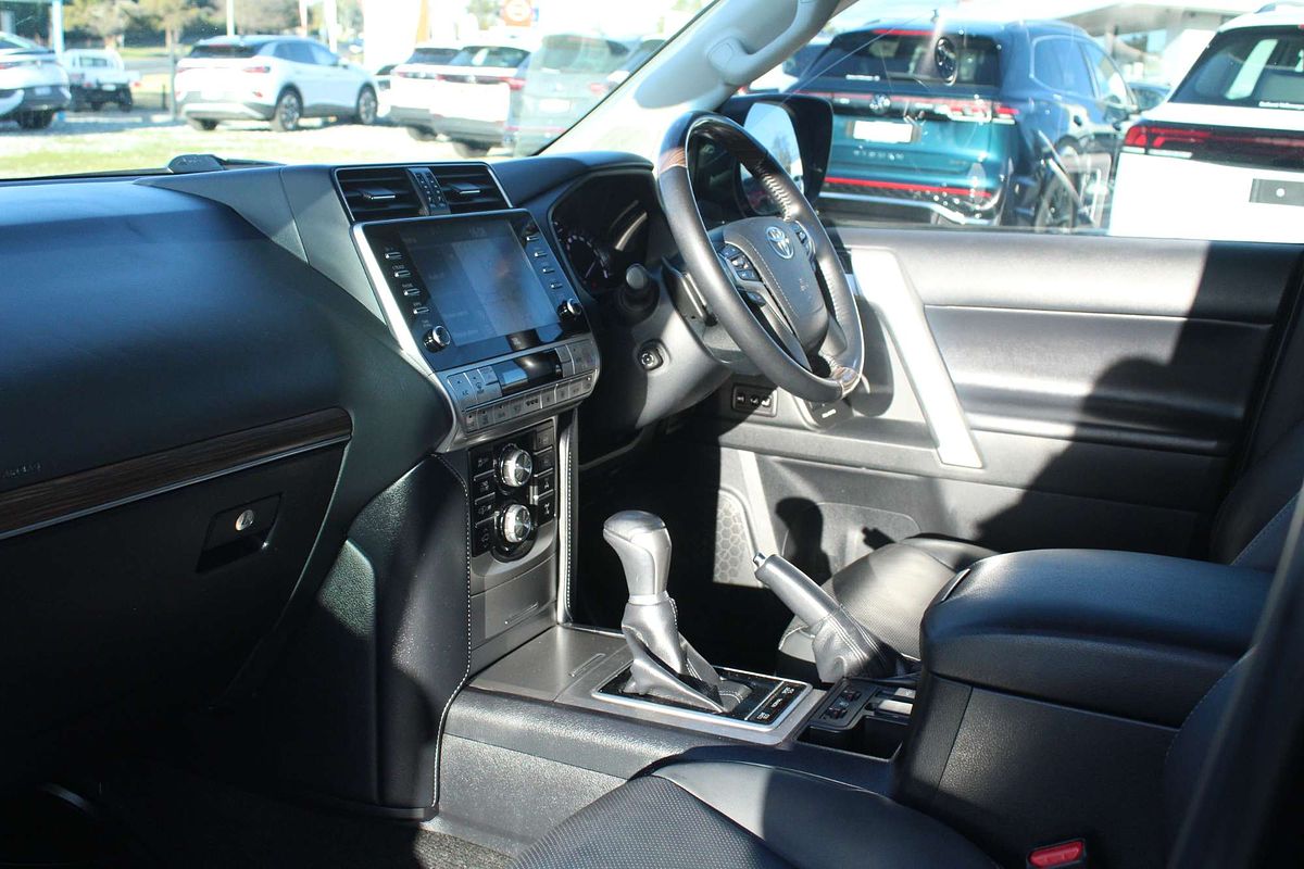 2022 Mitsubishi Triton GSR MR