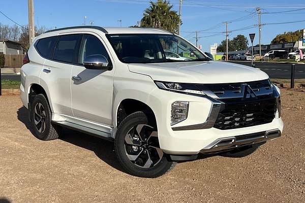 2024 Mitsubishi Pajero Sport GLS QG