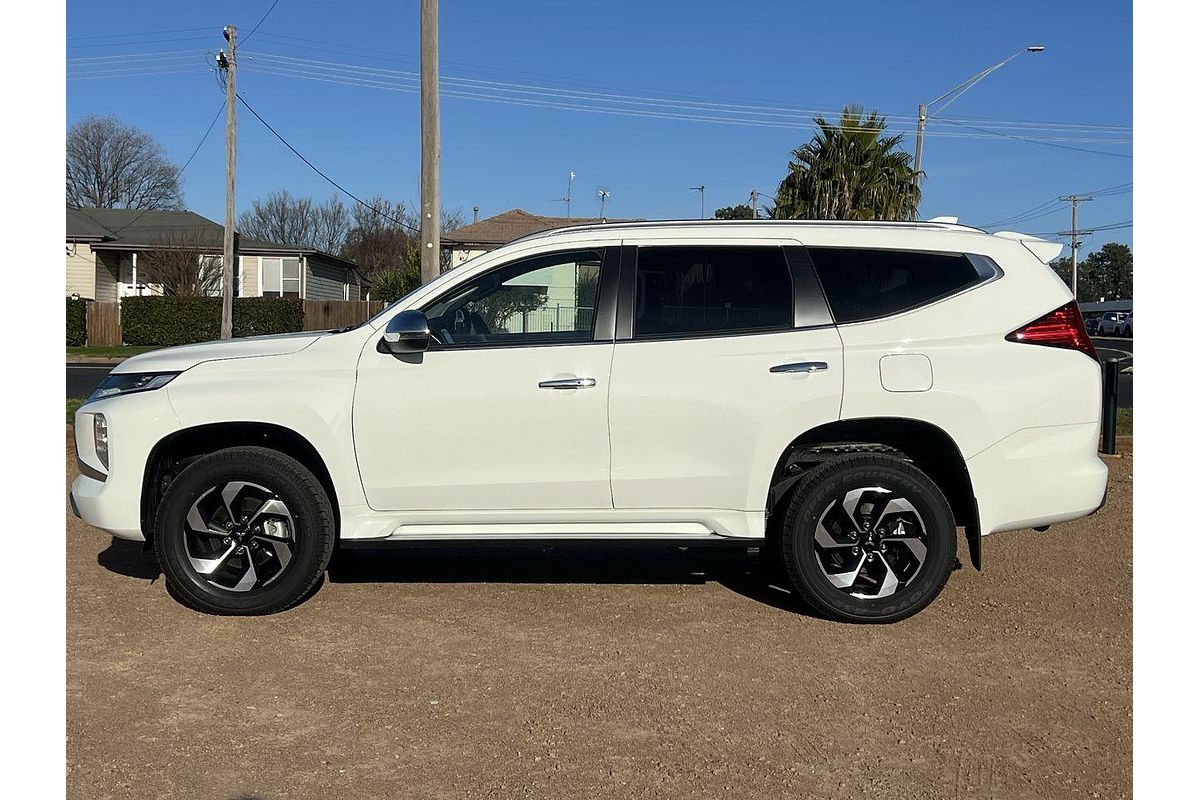 2024 Mitsubishi Pajero Sport GLS QG