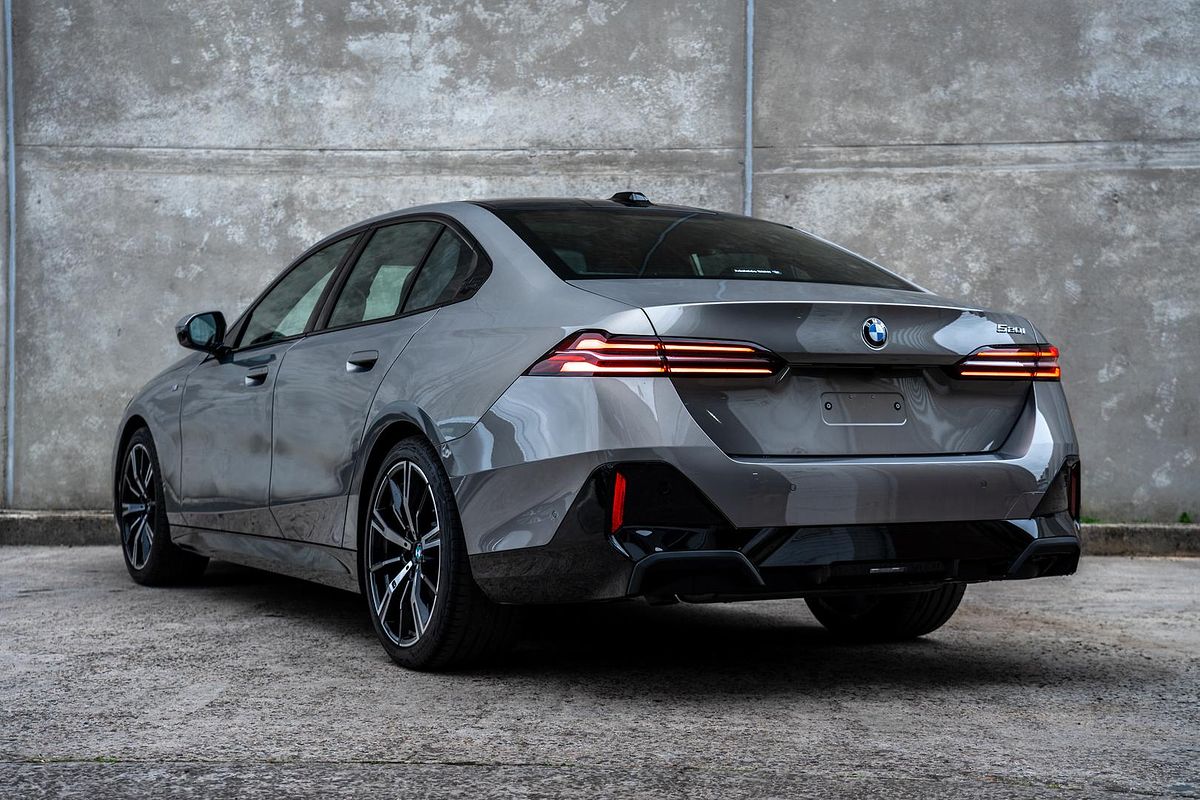 2023 BMW 5 Series 520i M Sport G60
