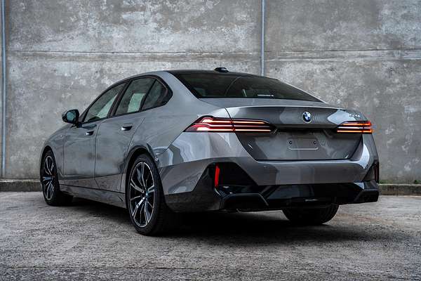 2023 BMW 5 Series 520i M Sport G60