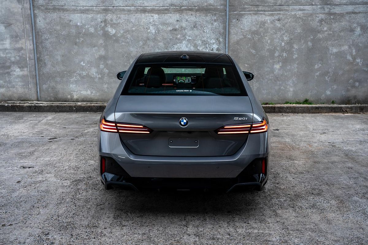 2023 BMW 5 Series 520i M Sport G60