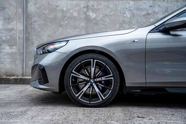 2023 BMW 5 Series 520i M Sport G60