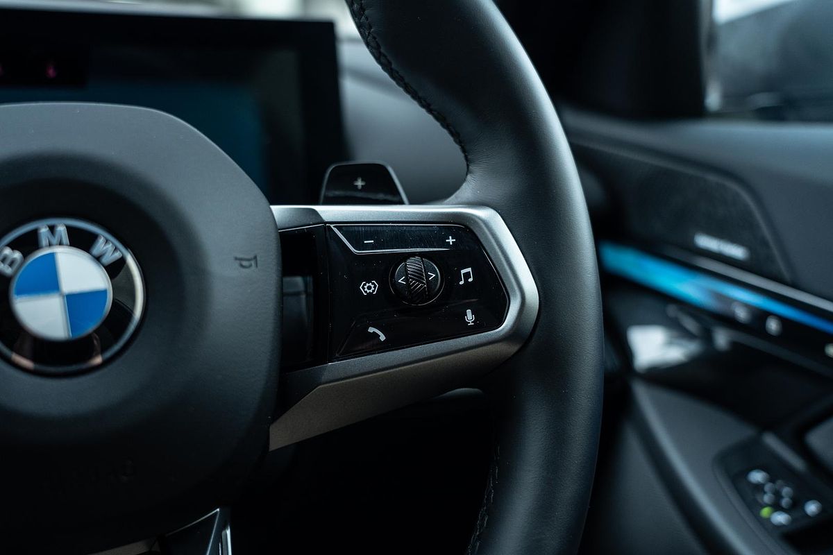 2023 BMW 5 Series 520i M Sport G60