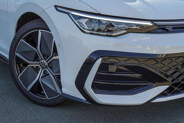 2025 Volkswagen Golf 110TSI R-Line 8.5