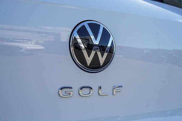 2025 Volkswagen Golf 110TSI R-Line 8.5
