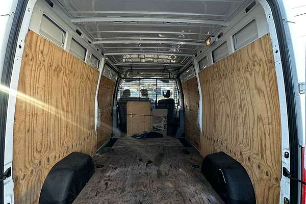 2018 LDV V80   LWB