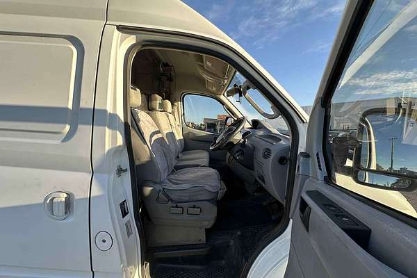 2018 LDV V80   LWB