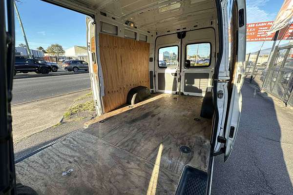 2018 LDV V80   LWB