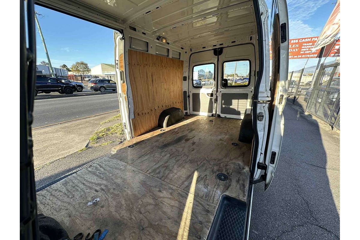 2018 LDV V80   LWB