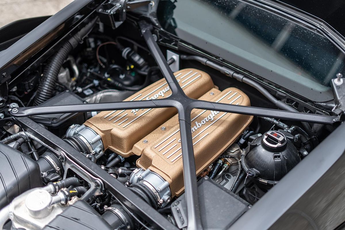 2023 Lamborghini Huracan STO 724