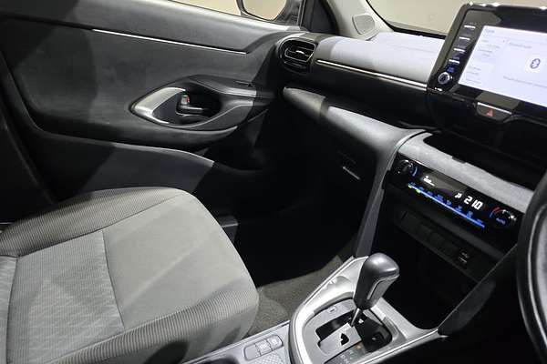 2023 Toyota Yaris Cross GX MXPB10R