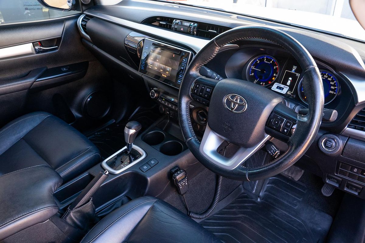 2017 Toyota Hilux SR5 GUN126R 4X4